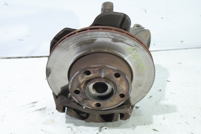 3647A0 PEUGEOT Цапфа передняя правая купить в Одесса