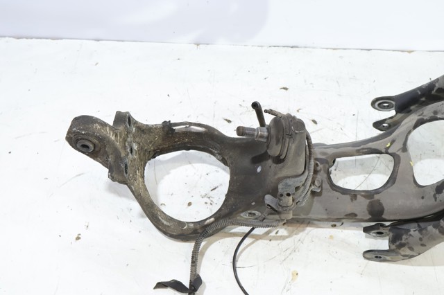 365604 PEUGEOT Корпус поворотного кулака переднего левого купить в Житомир