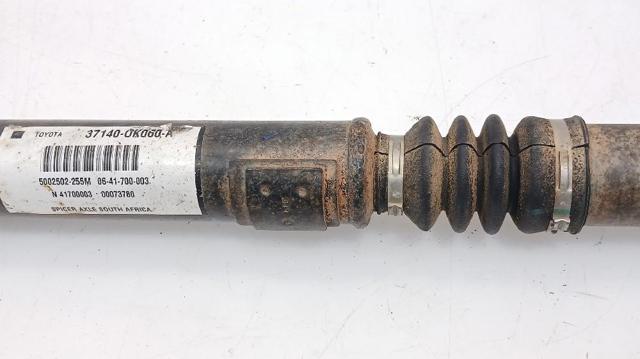 TOYOTA 371400K060 Вал карданный к переднему мосту в наличии Киев