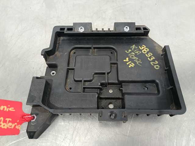 37150H8800 HYUNDAI Полка под аккумулятор купить в Ирпень