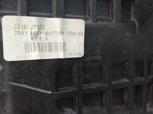 HYUNDAI 37150J7000 Подставка аккумулятора в наличии Полтава