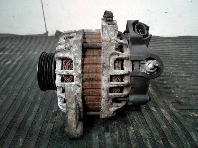 HYUNDAI 3730004610 Генератор в наличии Николаев