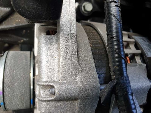 HYUNDAI 373002B970 Генератор в наличии Украина