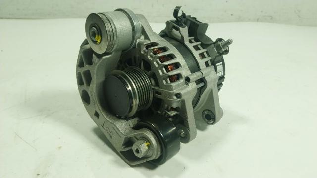 373002M417 HYUNDAI Генератор купить в Ирпень