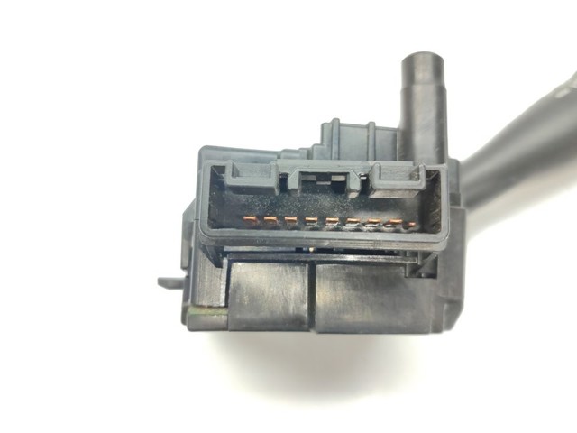SUZUKI 3731062J30 Правый подрулевой переключатель в наличии Ирпень
