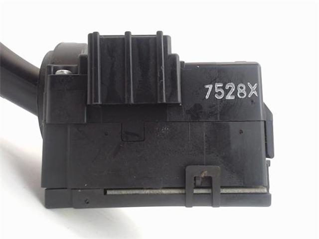3731062JB0 SUZUKI Переключатель подрулевой правый купить в Черкассы