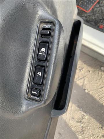 3799060A00 SUZUKI Кнопочный блок управления стеклоподъемником передний левый купить в Хмельницкий