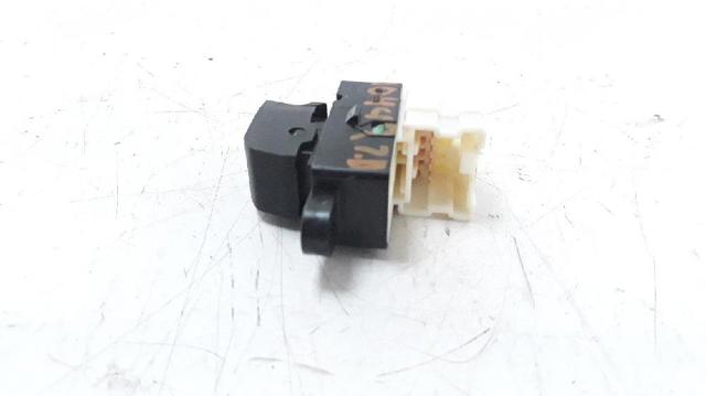 3799568L00000 SUZUKI Кнопка стеклоподъемника передняя купить в Украина