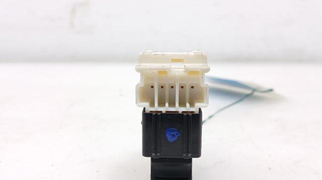 3799568L00000 SUZUKI Кнопка стеклоподъемника передняя купить в Ирпень