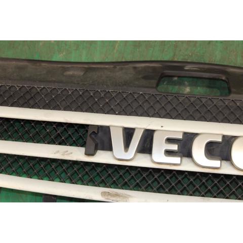 3802804 IVECO Решетка радиатора купить в Чернигов