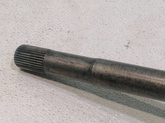 Semieixo traseiro Nissan Terrano 2 R20