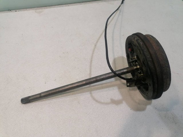 Semieixo traseiro Nissan Terrano 2 R20