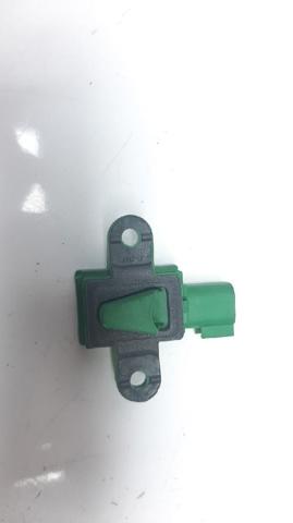 3893061M10 SUZUKI Датчик удара купить в Чернигов