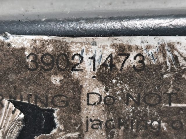 39021473 Рычаг передней подвески нижний правый купить Черкассы