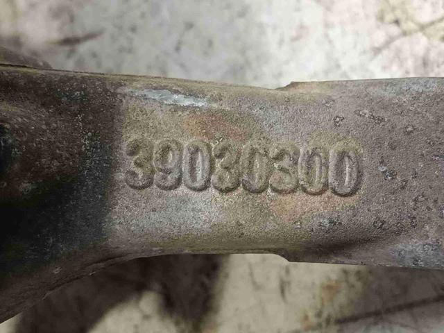 OPEL 39030300 Цапфа передняя правая в наличии Львов