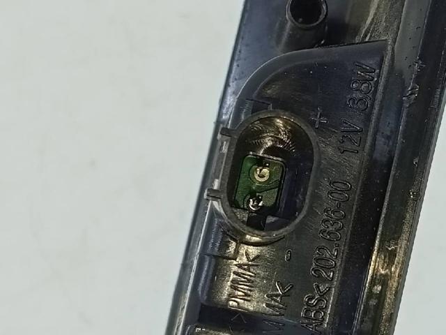 Sinal de parada traseiro adicional Opel Astra