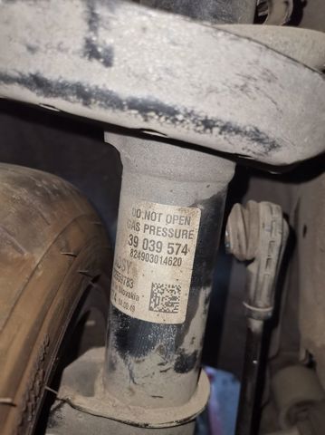 OPEL 39039574 Амортизатор передний правый в наличии Винница