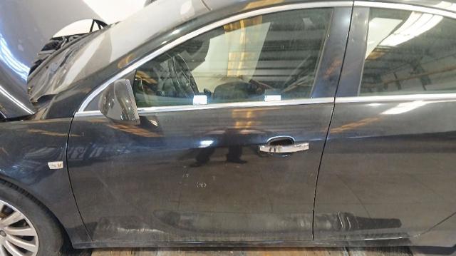 Porta dianteira esquerda Opel Insignia G09