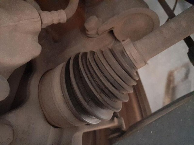 391000128R RENAULT Правая полуось купить в Ужгород