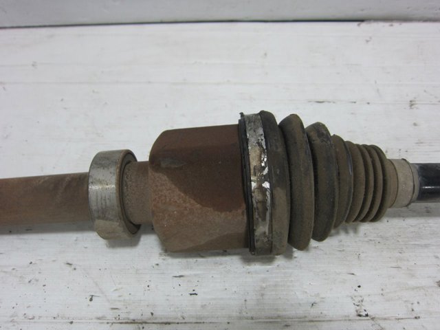 391002670R RENAULT Правая полуось купить в Черкассы