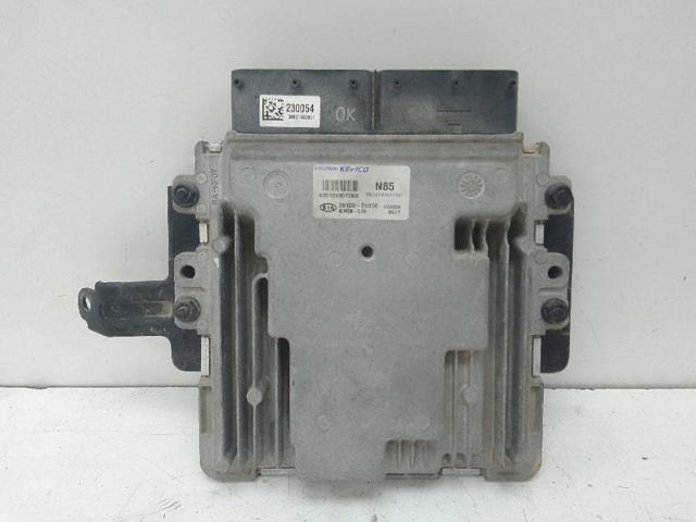 HYUNDAI 391002U850 в наличии Киев