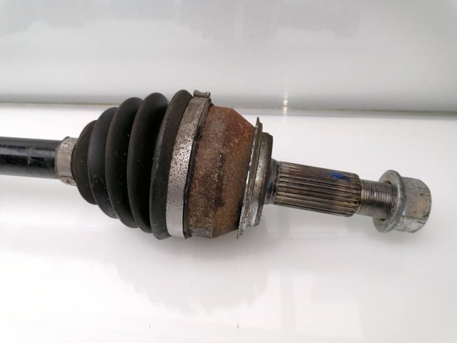 391004EA0A NISSAN Правая полуось купить в Ирпень
