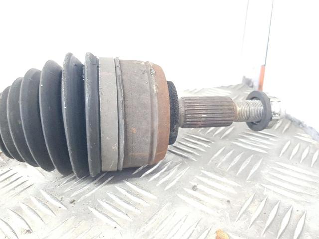 RENAULT 391006849R Полуось (привод) передняя правая в наличии Каменское
