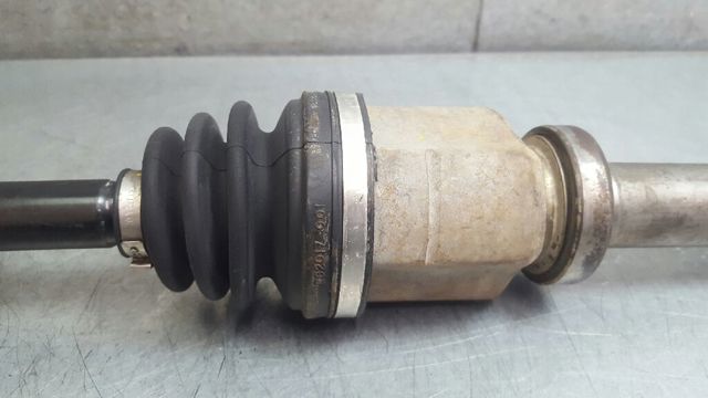 39100AY600 NISSAN Правая полуось купить в Ужгород