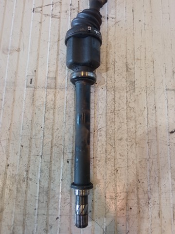 39100BH00A NISSAN Правая полуось купить в Ирпень
