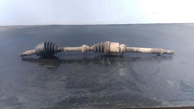 39100BJ41A NISSAN Правая полуось купить в Полтава