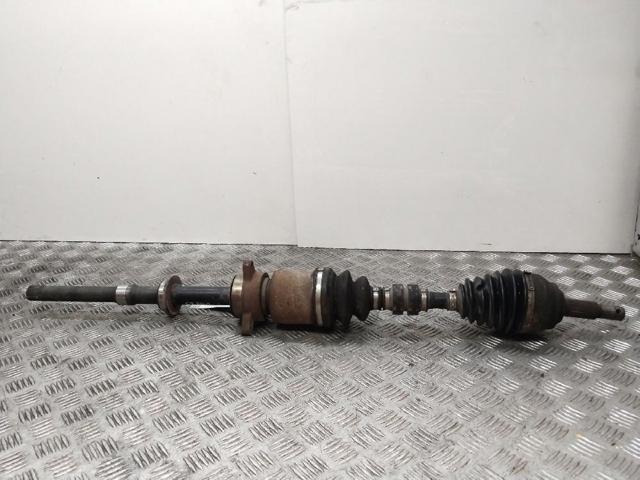 Semieixo (acionador) dianteiro direito 39100CA000 Nissan/Infiniti
