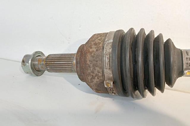 Semieixo (acionador) dianteiro direito 39100JD02B NISSAN