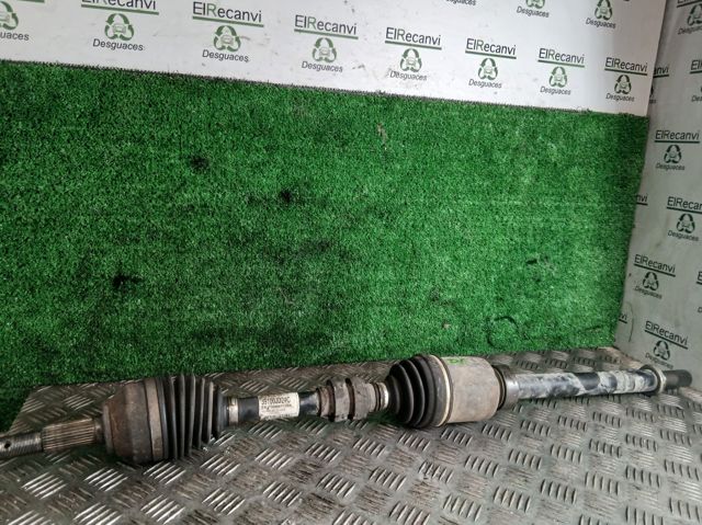 39100JD24C Правая полуось купить Ровно