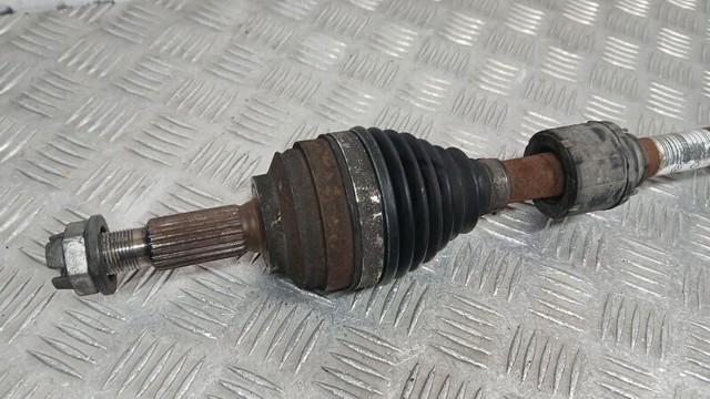 RENAULT 391010115R Левая полуось в наличии Житомир
