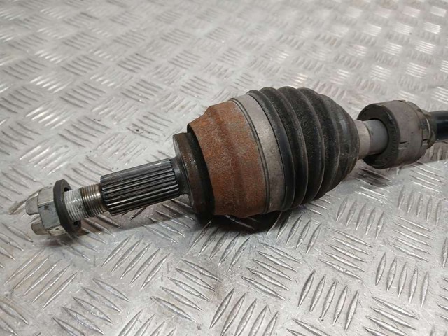 RENAULT 391013990R Левая полуось в наличии Николаев