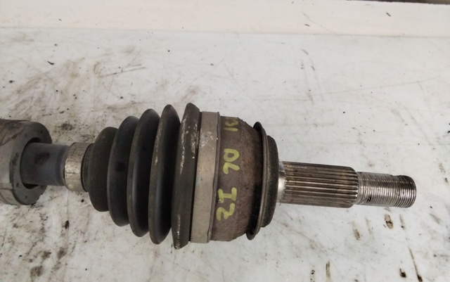 391015656R RENAULT Полуось (привод) передняя левая купить в Николаев