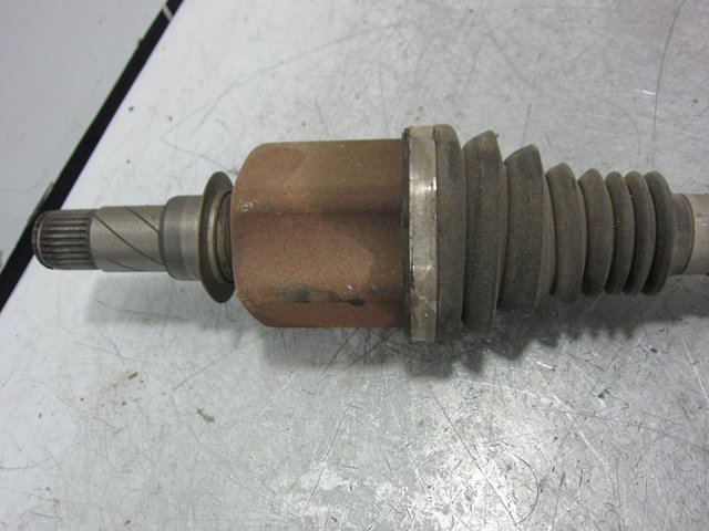 391015656R RENAULT Левая полуось купить в Каменское