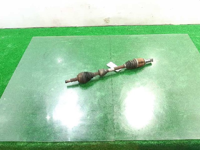 391018662R Левая полуось купить Ирпень