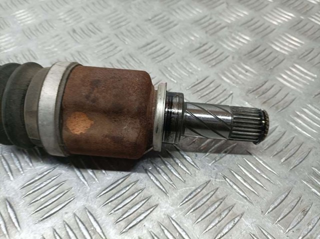 RENAULT 391018662R Полуось (привод) передняя левая в наличии Винница