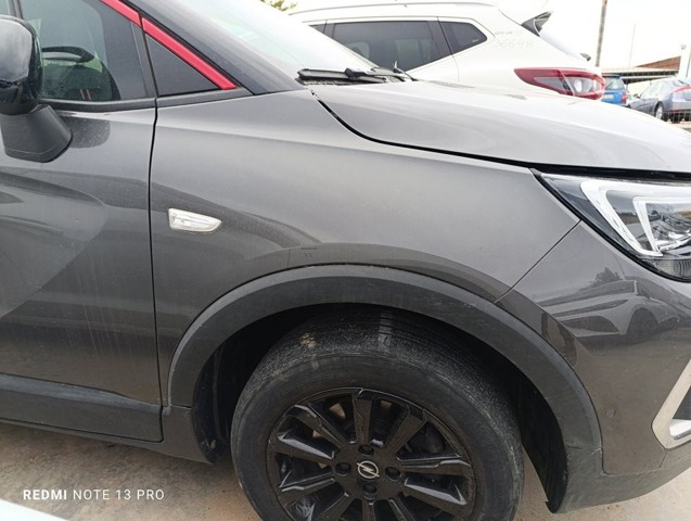 Pára-lama dianteiro direito 39136754 OPEL