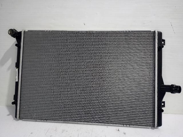 VAG 3AA121253 Радиатор охлаждения двигателя в наличии Тернополь