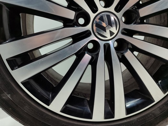 VAG 3AA601025G Диски колесные в наличии Днепр