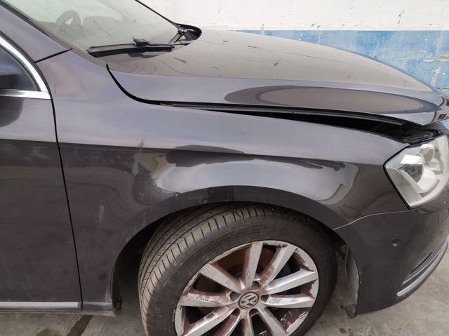 VAG 3AA821021B Крыло переднее левое в наличии Полтава