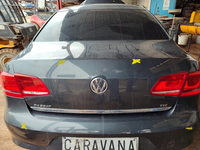 Tampa de porta-malas 3AE827025 VAG