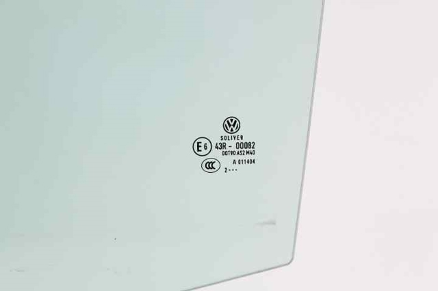 3AE845025 Стекло двери задней левой купить Тернополь