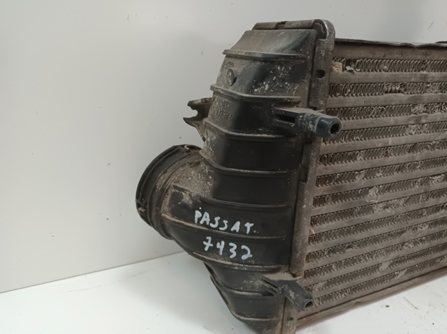 VAG 3B0145805J Интеркулер в наличии Ирпень