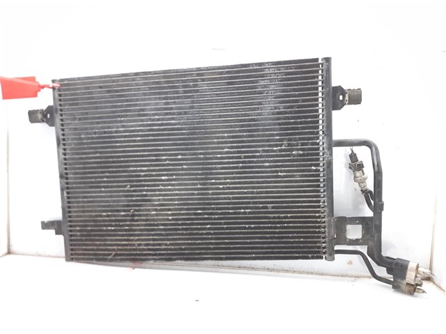 Condensador / radiador  aire acondicionado para volkswagen passat 2.5 tdi afb 3B0260401