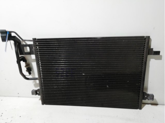 Condensador / radiador de ar condicionado para volkswagen passat variant 1.9 tdi awx 3B0260401