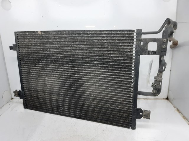 Condensador de ar condicionado / radiador para Volkswagen Passat (3B3) (2000-2005) 1.9 TDI AVB 3B0260401
