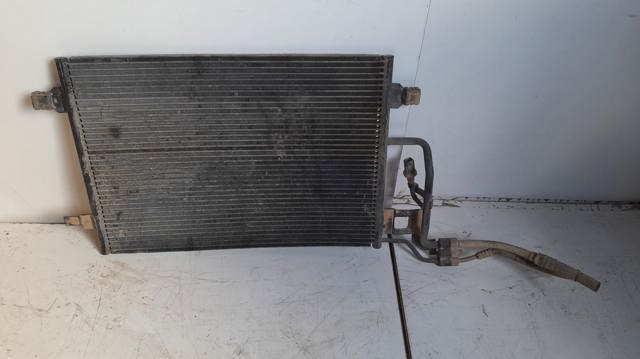 Condensador / radiador de ar condicionado para volkswagen passat 1.6 alz 3B0260401